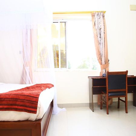 Glory Summit Hotel Hoima Екстериор снимка