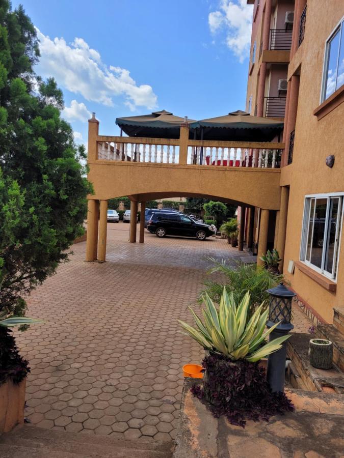 Glory Summit Hotel Hoima Екстериор снимка