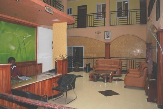 Glory Summit Hotel Hoima Екстериор снимка